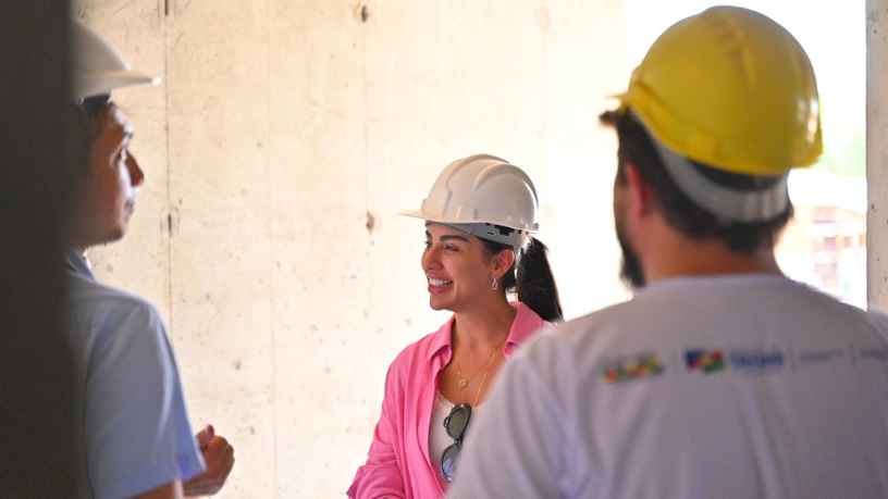 Daniella Jadão Meneses evidencia como políticas públicas eficazes podem transformar a realidade e ampliar a autonomia das mães solos.