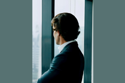 Ian dos Anjos Cunha explora como construir negócios antifrágeis capazes de crescer justamente quando a pressão aumenta.