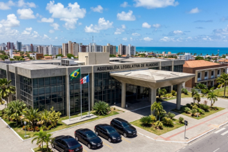 Assembleia de Alagoas recebe R$ 75,5 milhões em créditos extras: o que muda para o Estado e para Maceió